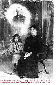 Oran- SDV- 6503-03 Carlos BAUCHARD Catherine et Lucienne 04 ans Carlos BAUCHARD Medaillon